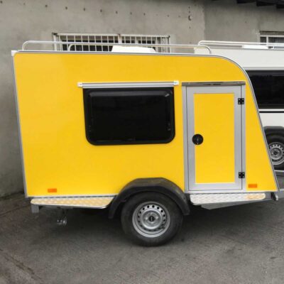Mini Camper Tür